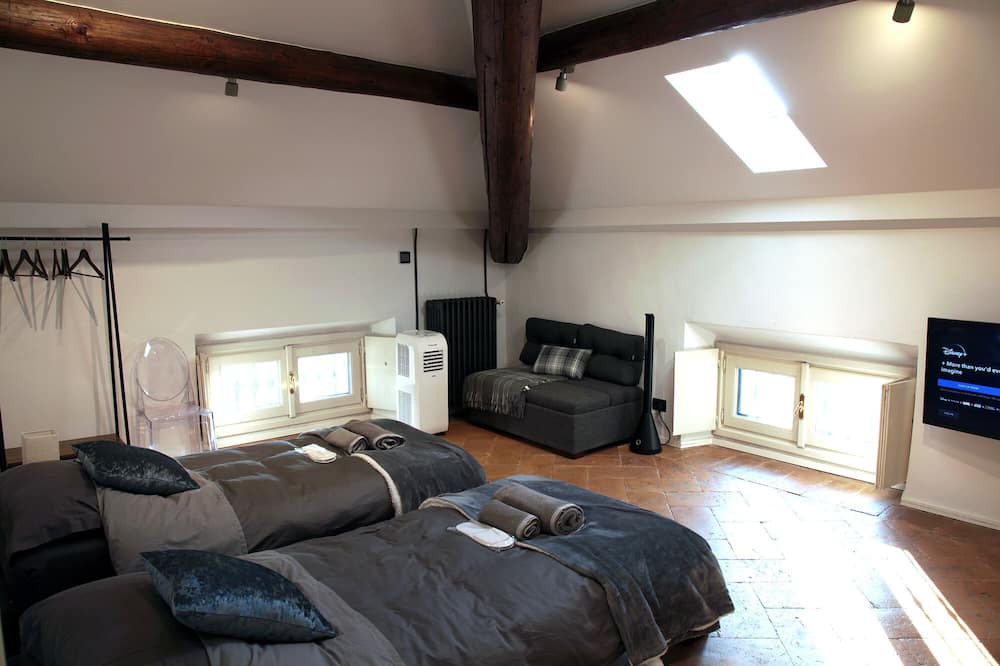 Photo of Bedroom in Canova