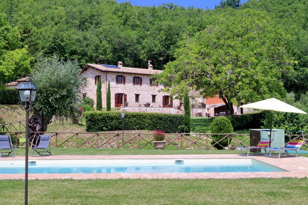 Photo of Outdoor in Serrapetrona