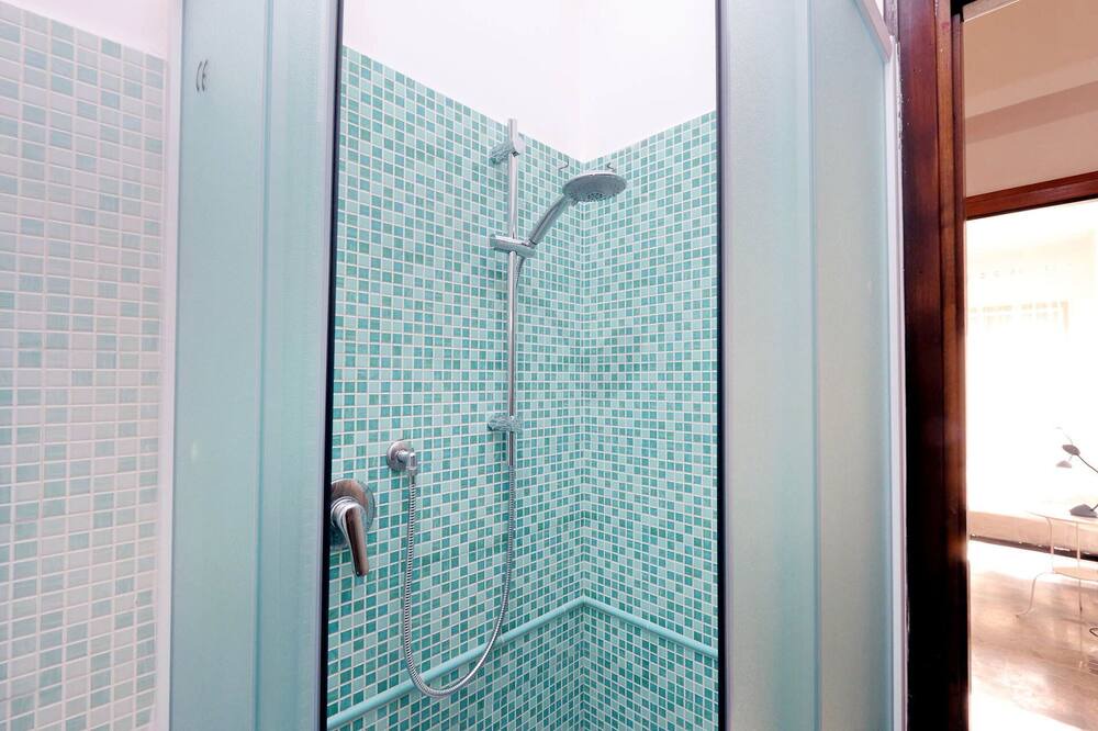 Photo of Bathroom in Tuscolano