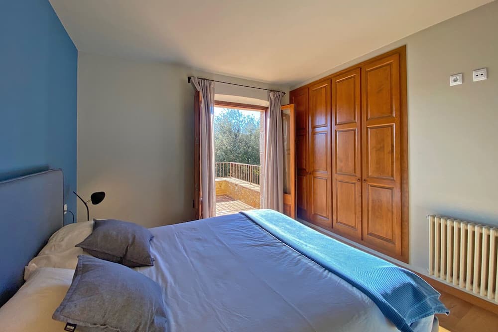 Photo of Bedroom in Vulpellac