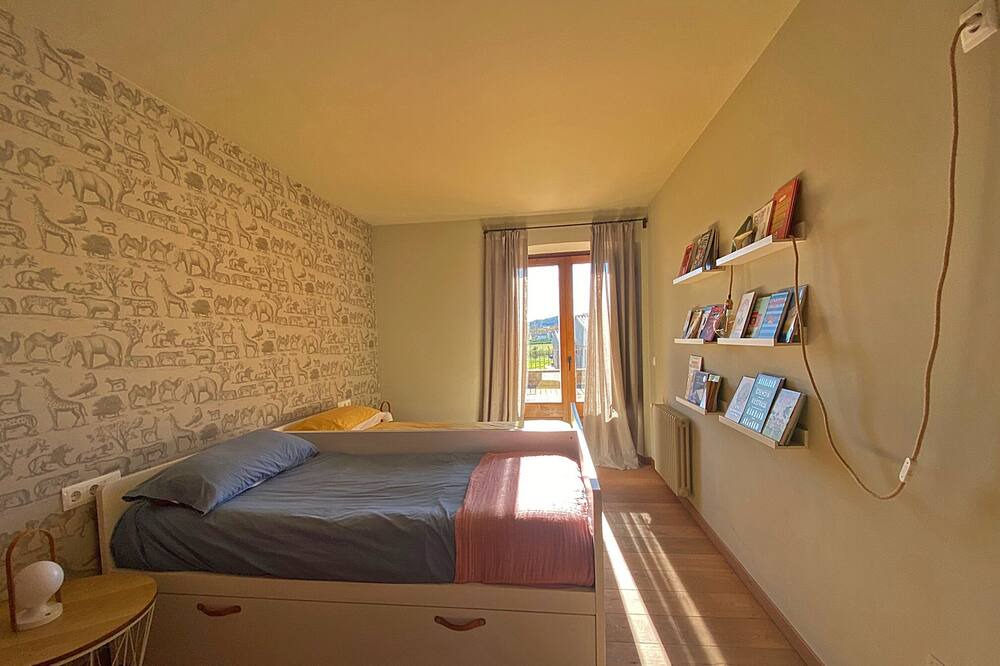 Photo of Bedroom in Vulpellac