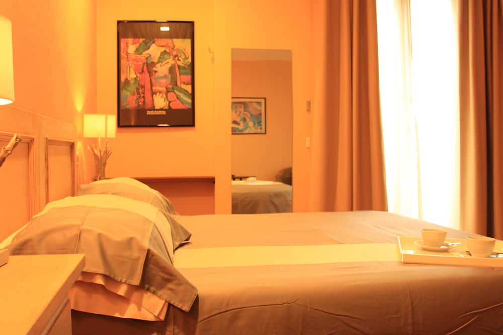 Photo of Bedroom in Santo Stefano di Magra