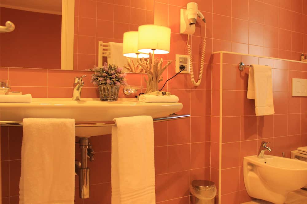Photo of Bathroom in Santo Stefano di Magra