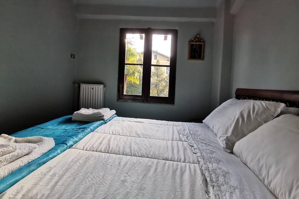 Photo of Bedroom in Erba
