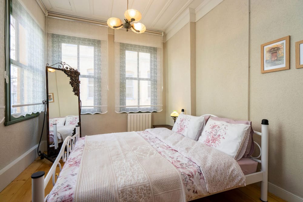 Photo of Bedroom in Balat