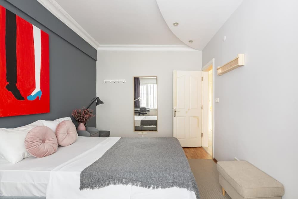 Photo of Bedroom in Osmanbey