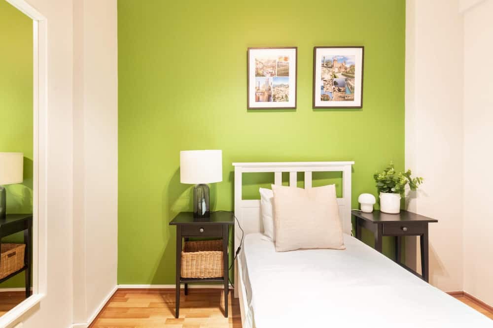 Photo of Bedroom in Osmanbey
