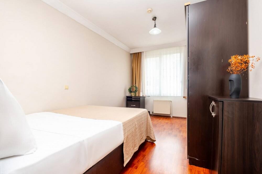 Photo of Bedroom in Bomonti