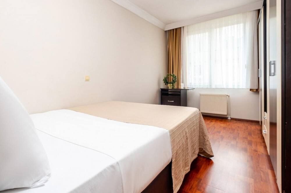 Photo of Bedroom in Bomonti