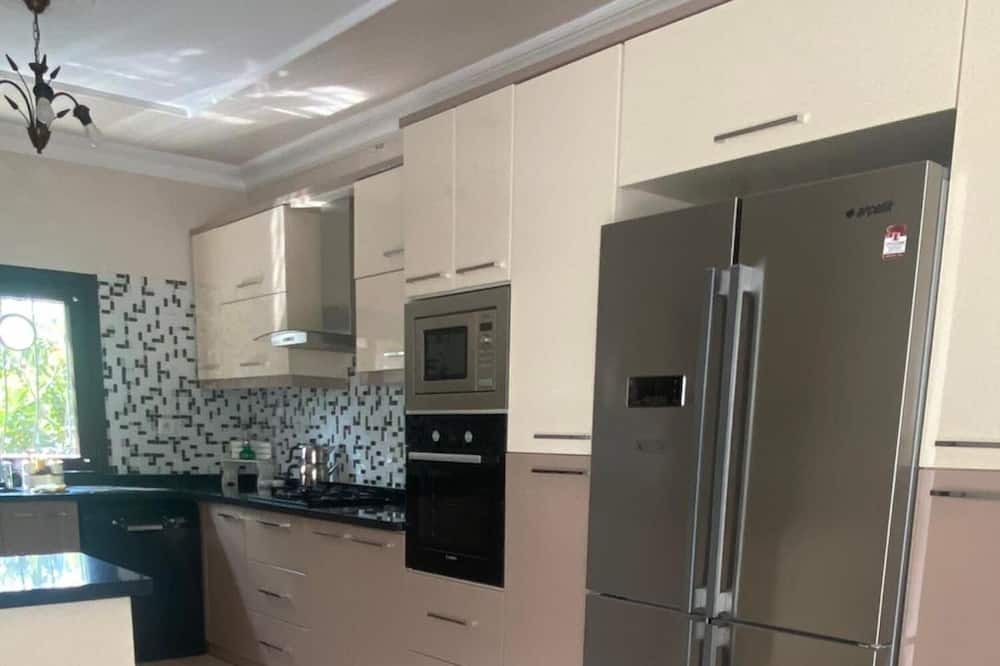 Photo of Kitchen in Samanl