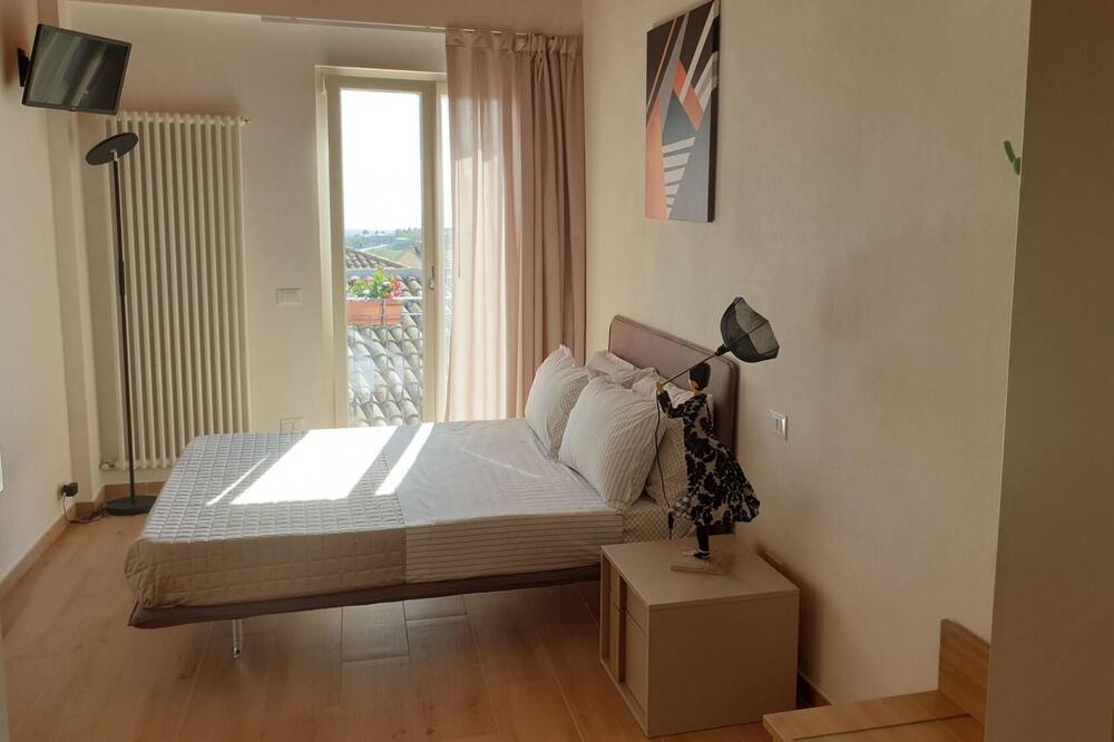 Photo of Bedroom in Recanati Old Town