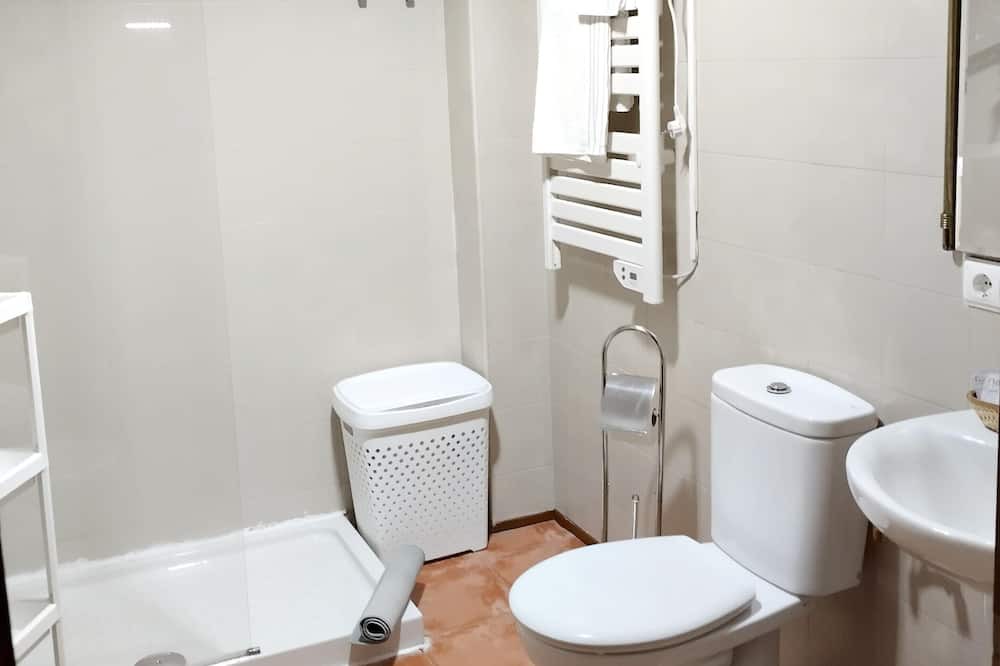 Photo of Bathroom in Doctor Barraquer-Grupo Renfe-Policlinico