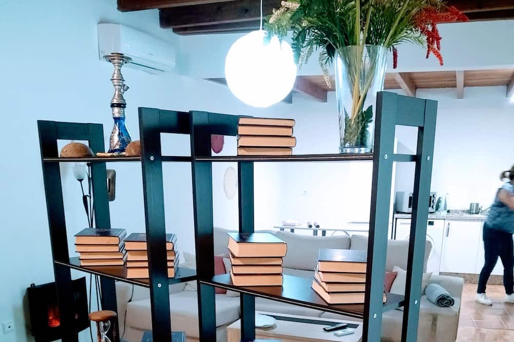 Photo of Livingroom in Doctor Barraquer-Grupo Renfe-Policlinico
