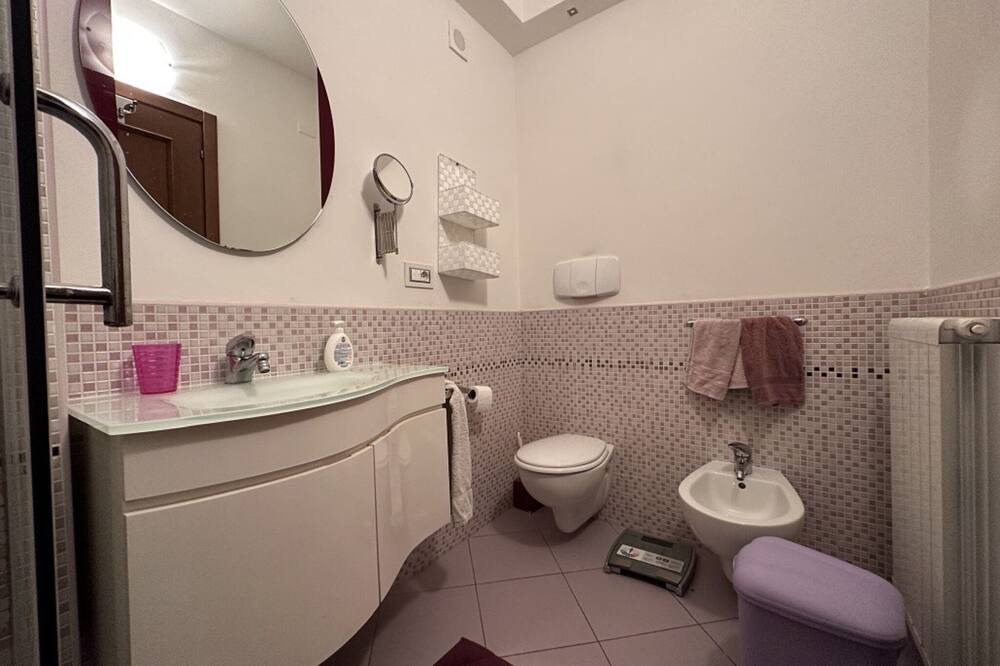 Photo of Bathroom in Fratta