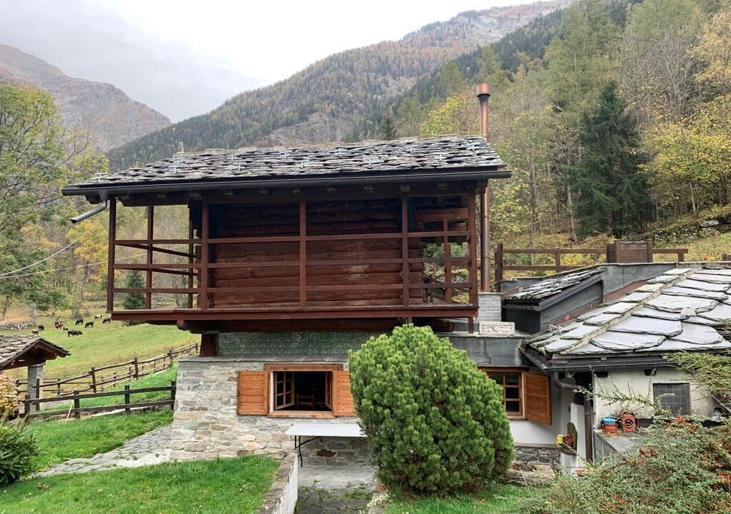 Photo of Outdoor in Gaby