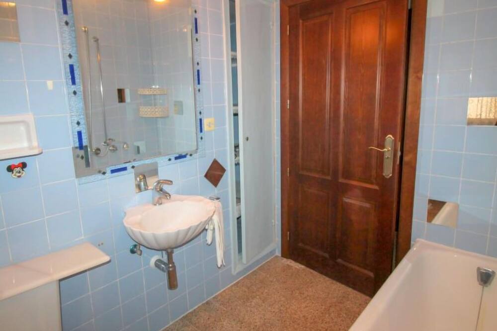 Photo of Bathroom in La Colina