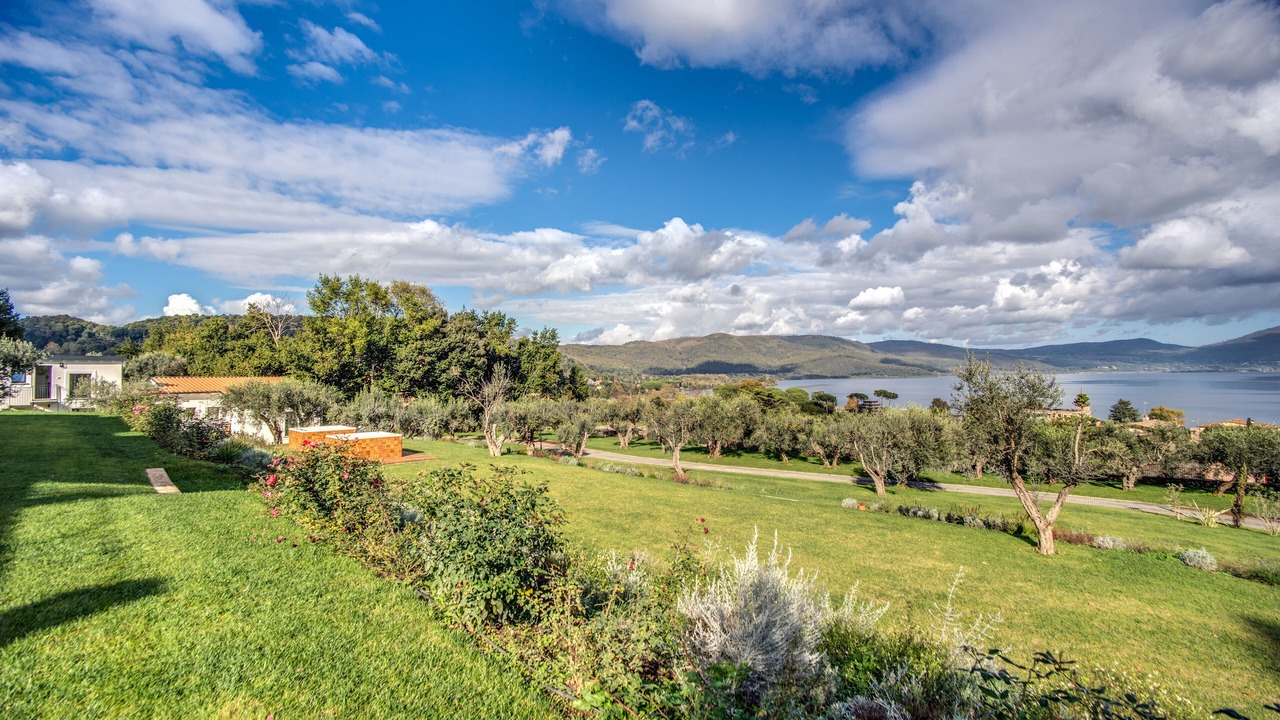 Photo of Outdoor in Lake Bracciano