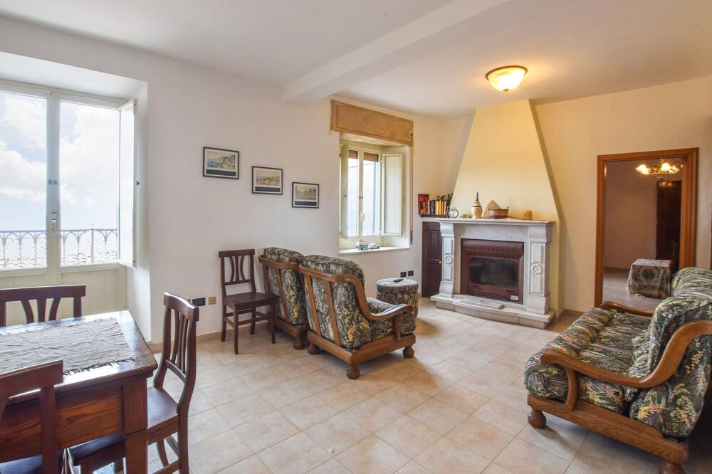 Photo of Bedroom in Aieta
