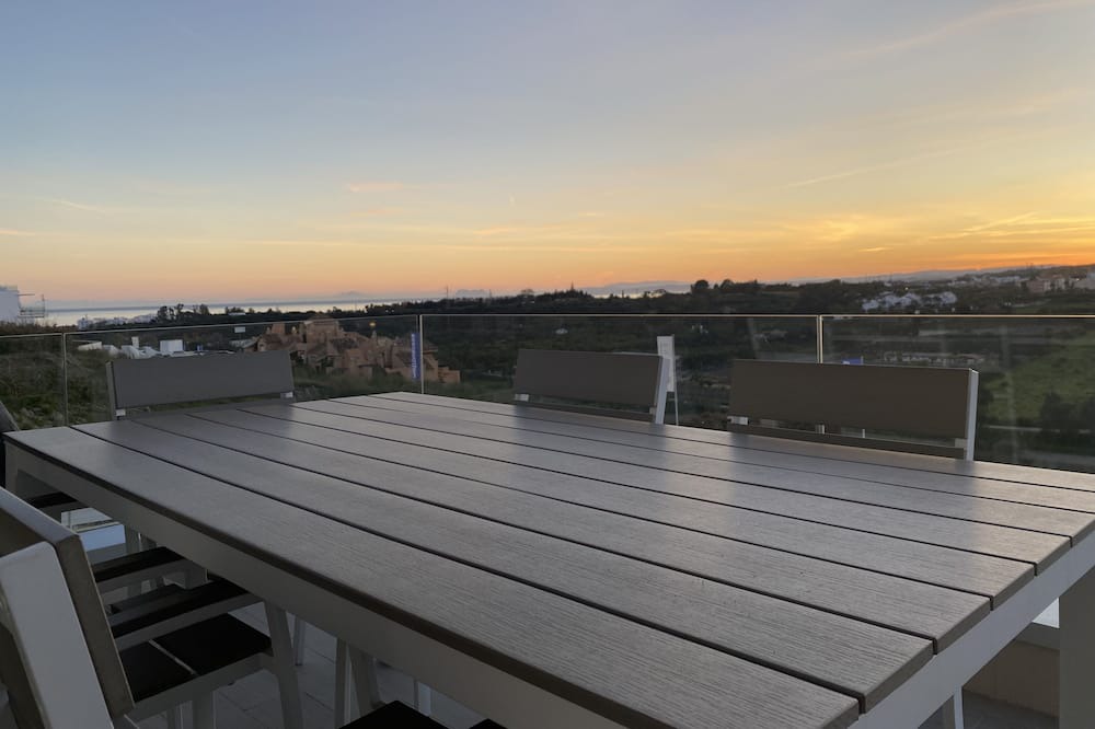 Photo of Outdoor in New Golden Mile