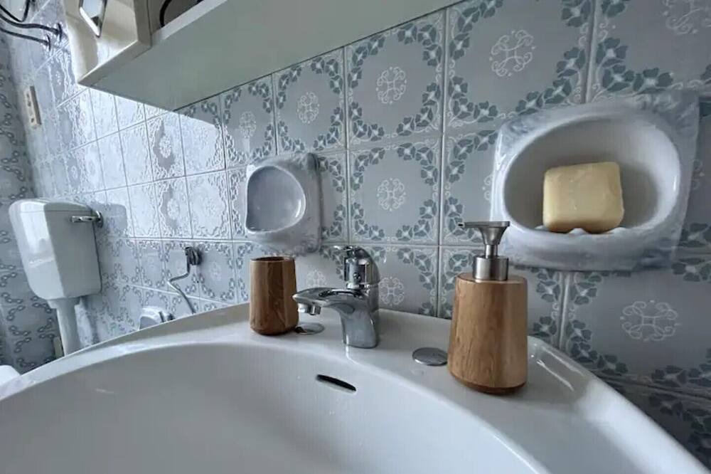 Photo of Bathroom in Scopa