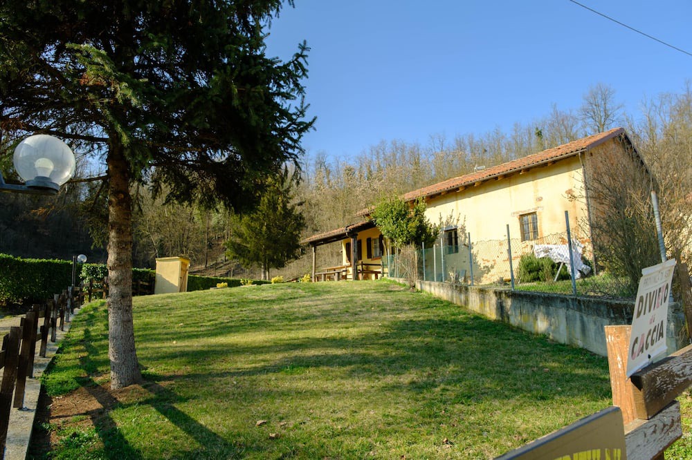Photo of Others in Ferrere