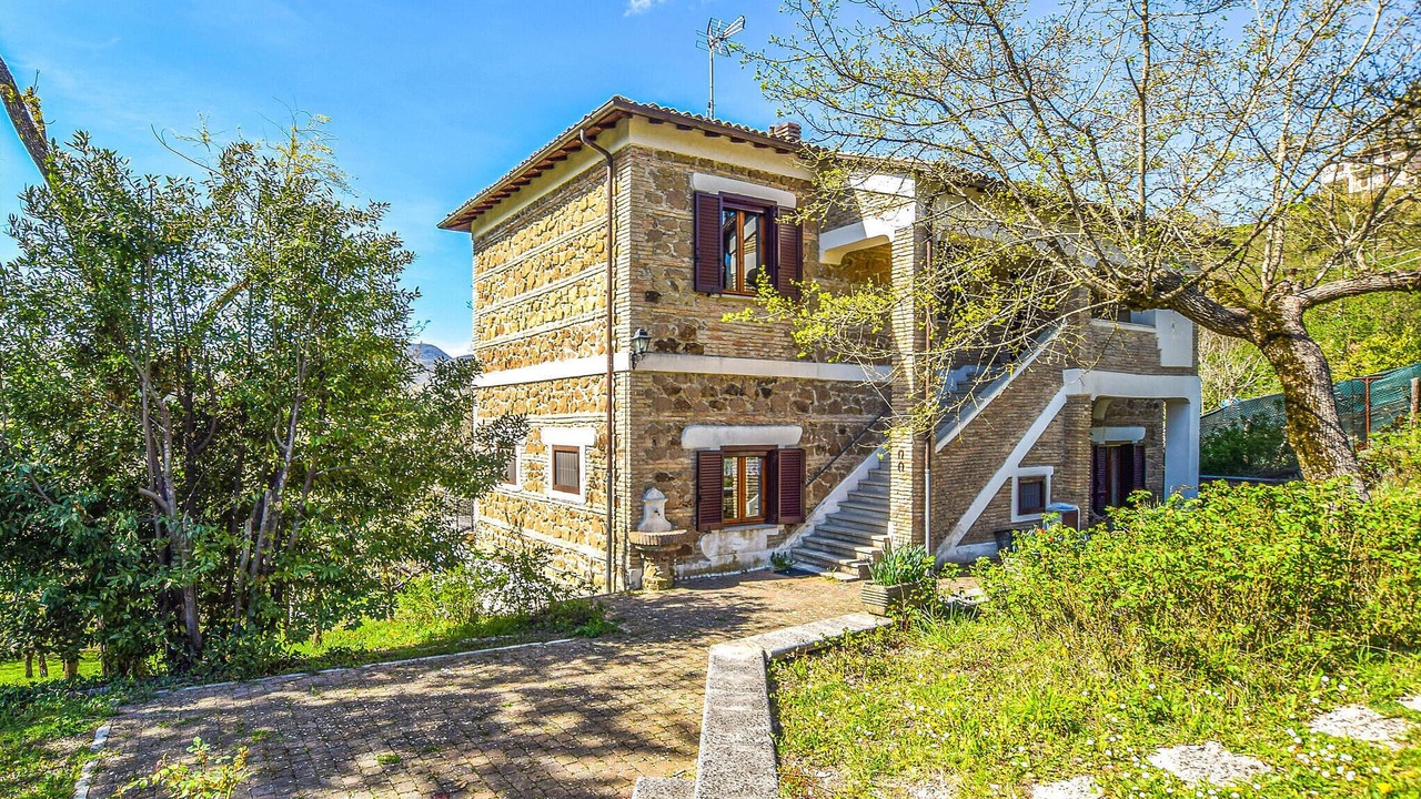 Photo of Outdoor in Turania