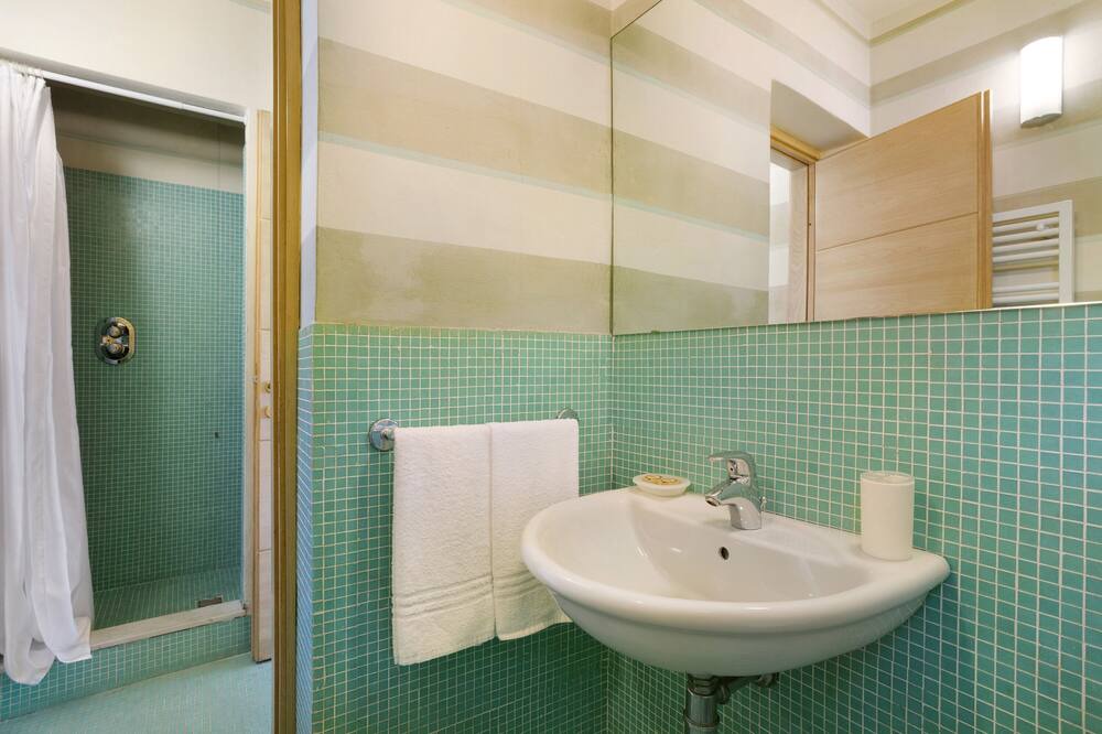 Photo of Bathroom in Castelnuovo Magra