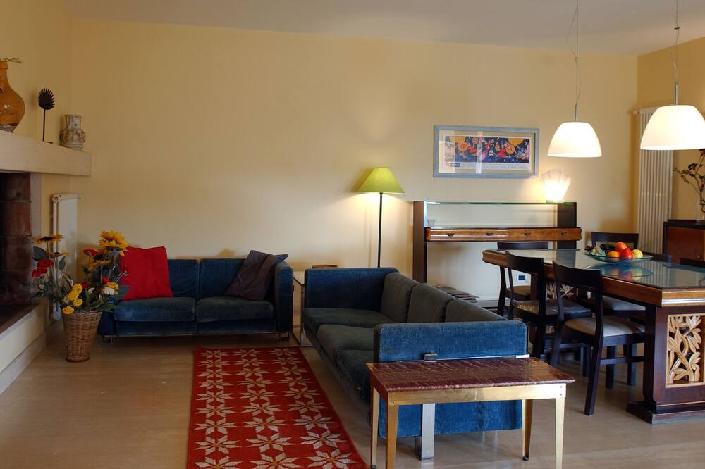 Photo of Livingroom in Castelnuovo Magra