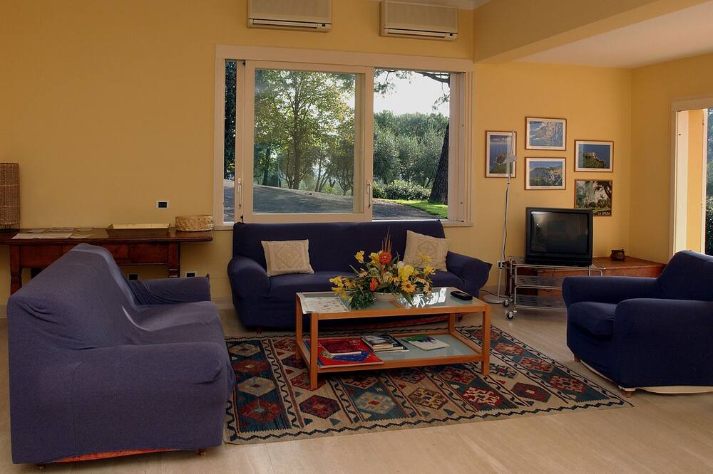 Photo of Livingroom in Castelnuovo Magra