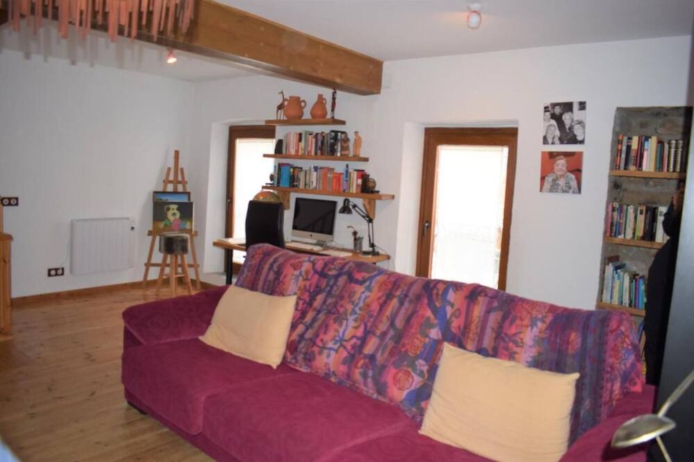 Photo of Livingroom in Planoles