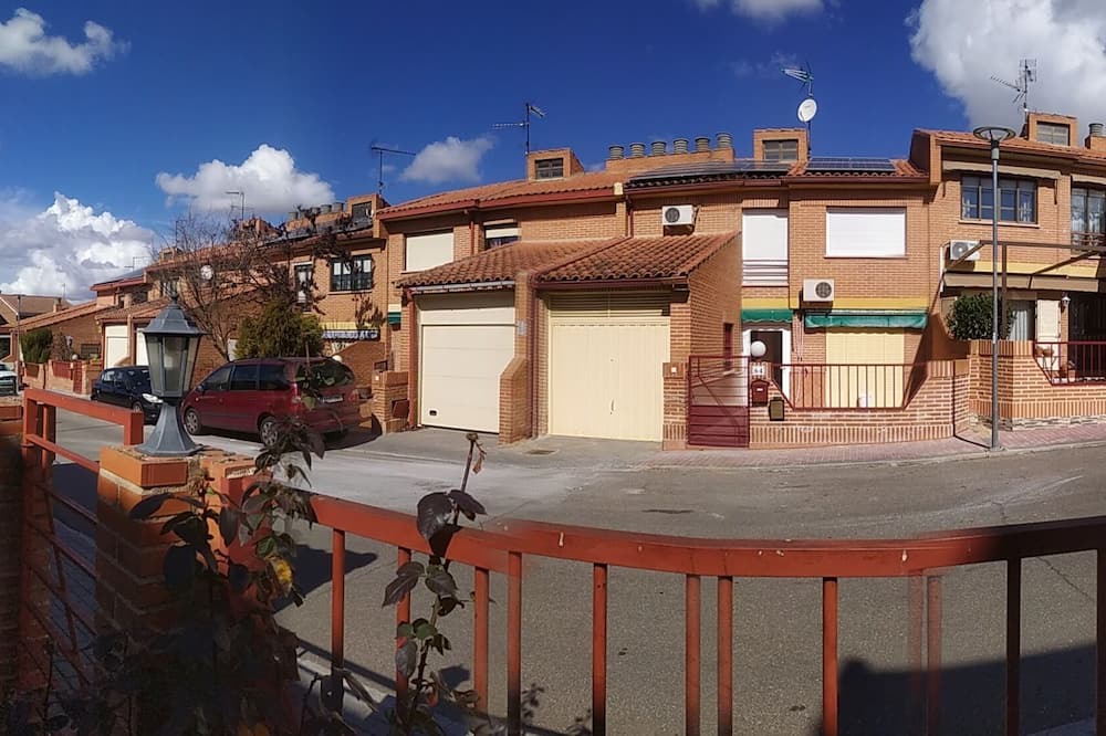 Photo of Outdoor in Toledo