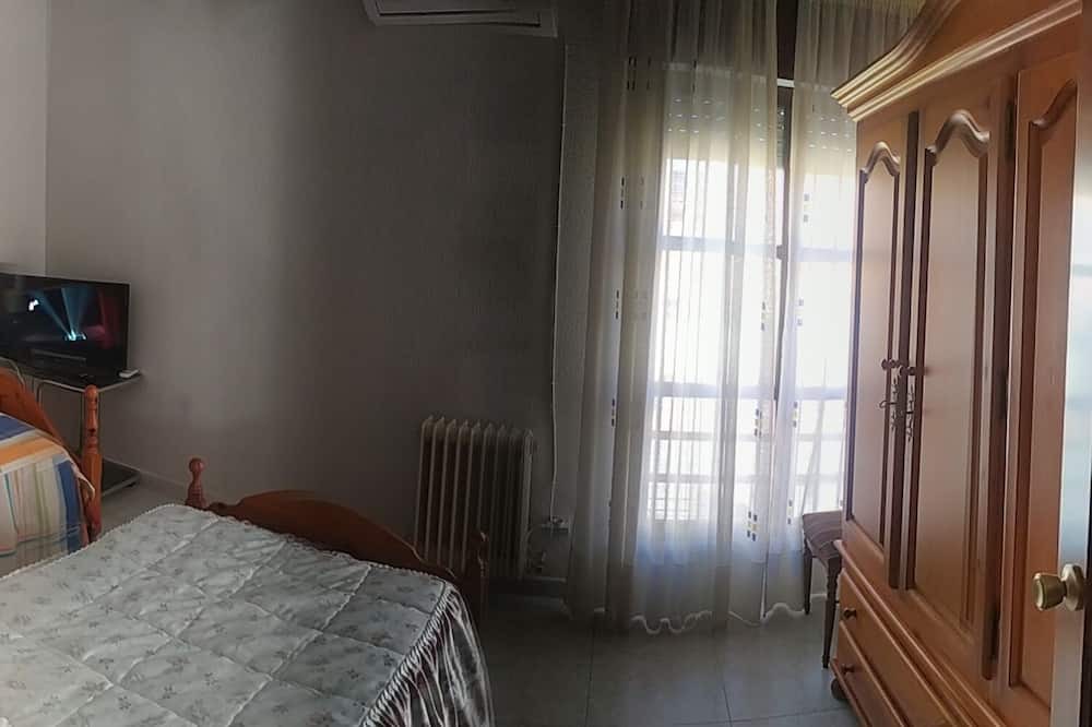 Photo of Bedroom in Toledo