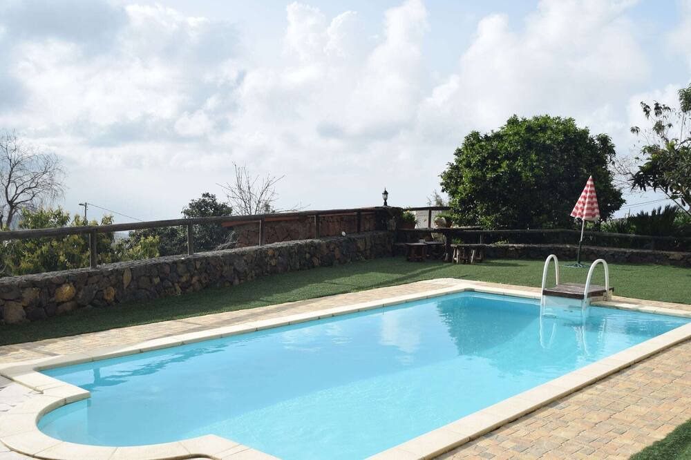 Photo of Outdoor in Montijos