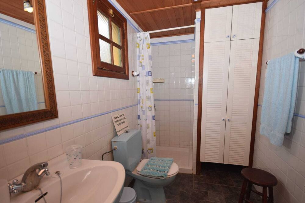 Photo of Bathroom in Montijos