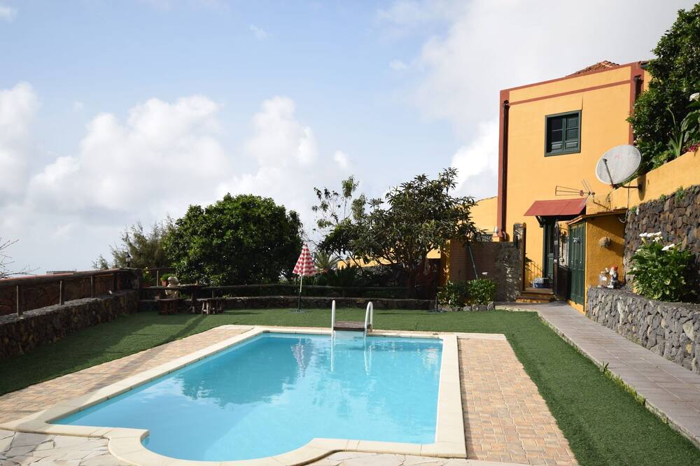 Photo of Outdoor in Montijos