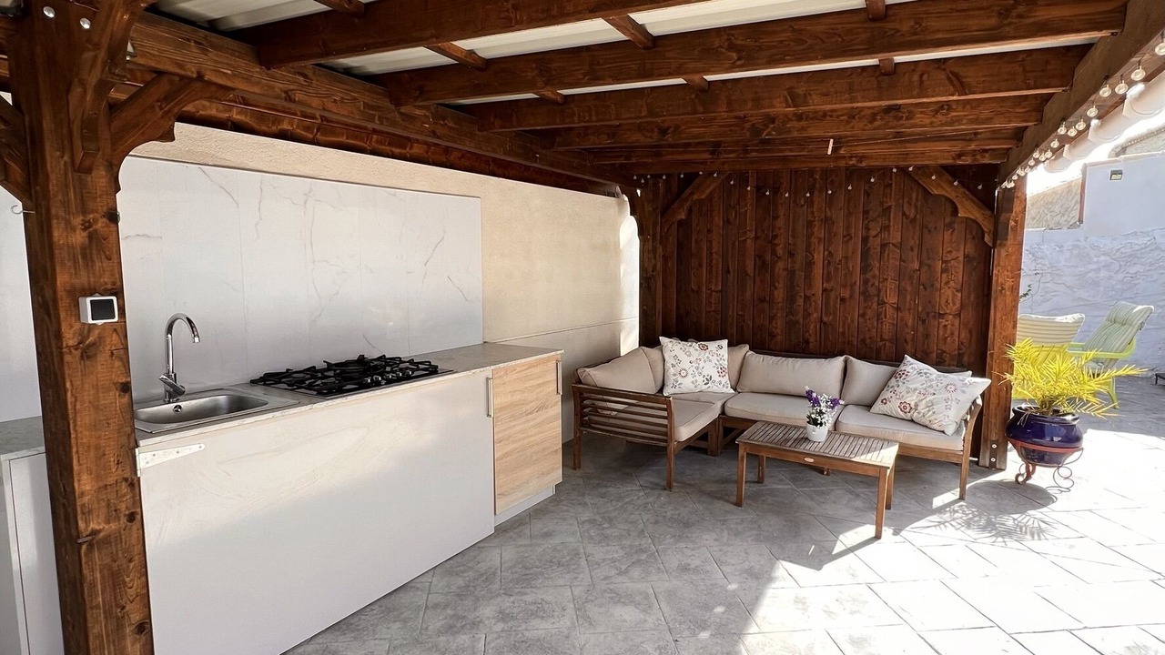 Photo of Patio Balcony in Chinorlet