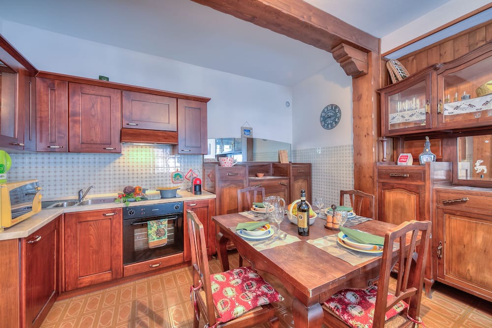 Photo of Kitchen in Staffa