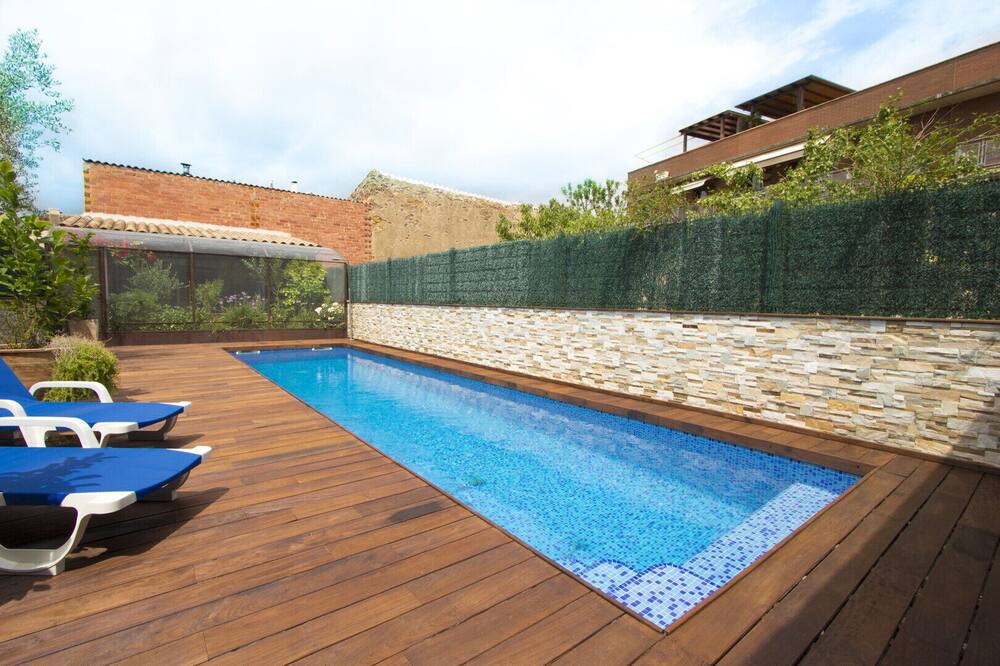 Photo of Outdoor in La Bisbal d'Emporda