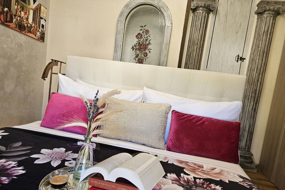 Photo of Bedroom in Almenno San Bartolomeo
