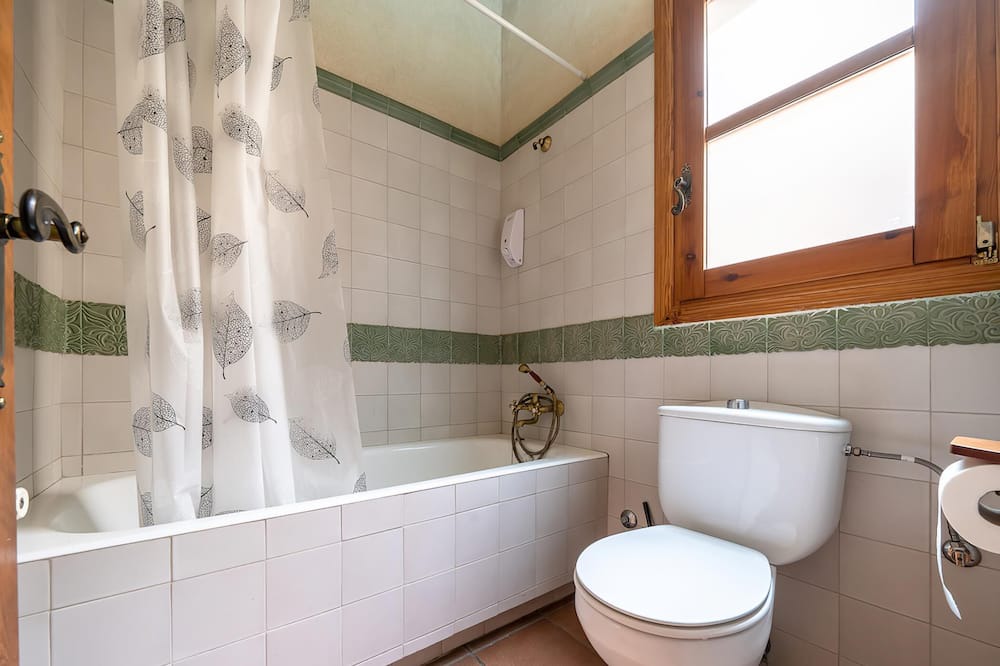 Photo of Bathroom in Conesa