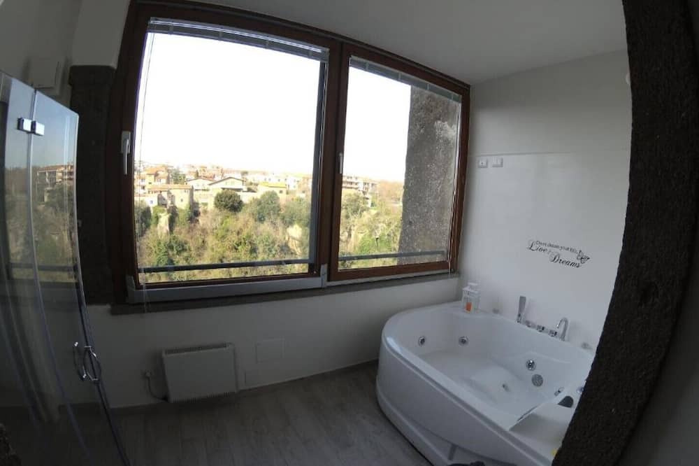 Photo of Bathroom in Vitorchiano