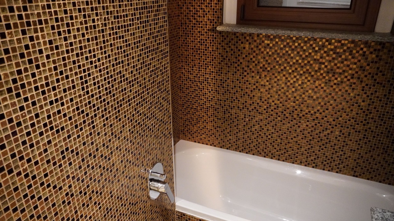 Photo of Bathroom in Angera