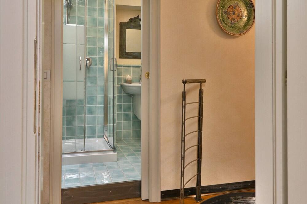 Photo of Bathroom in Bogliaco
