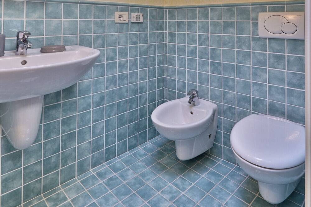 Photo of Bathroom in Bogliaco