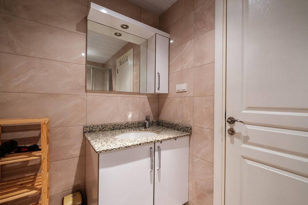 Photo of Bathroom in Mahmutlar