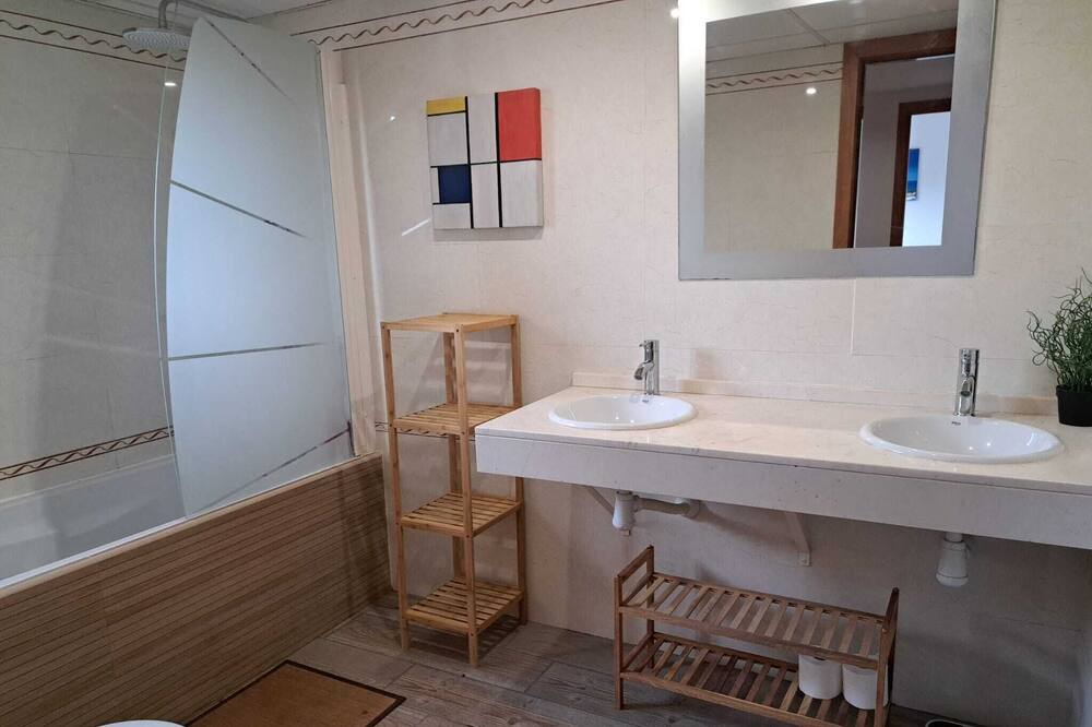 Photo of Bathroom in Riudecanyes