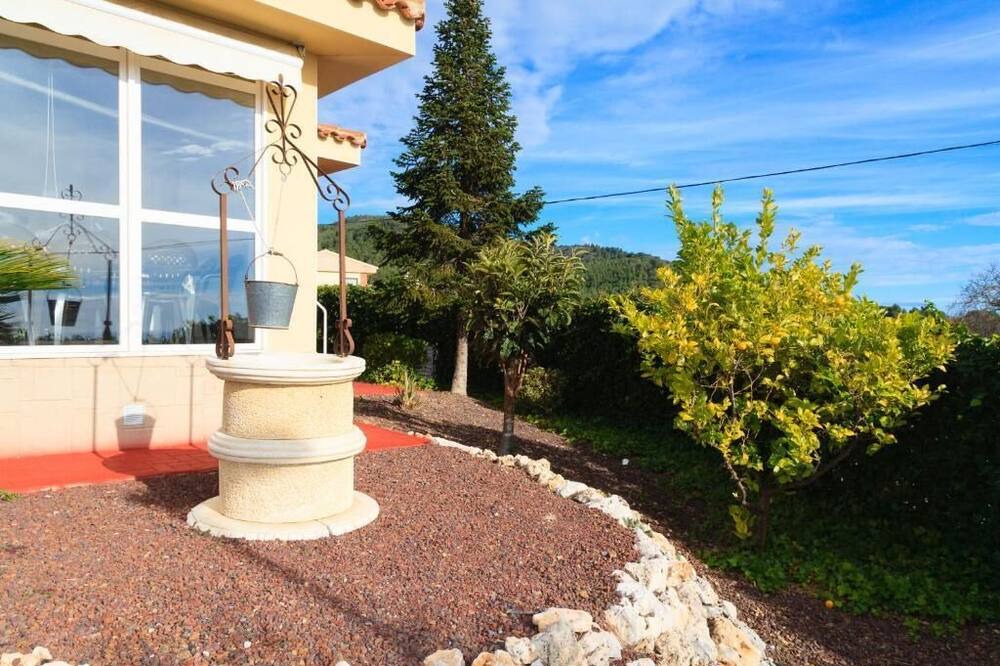 Photo of Outdoor in Riudecanyes