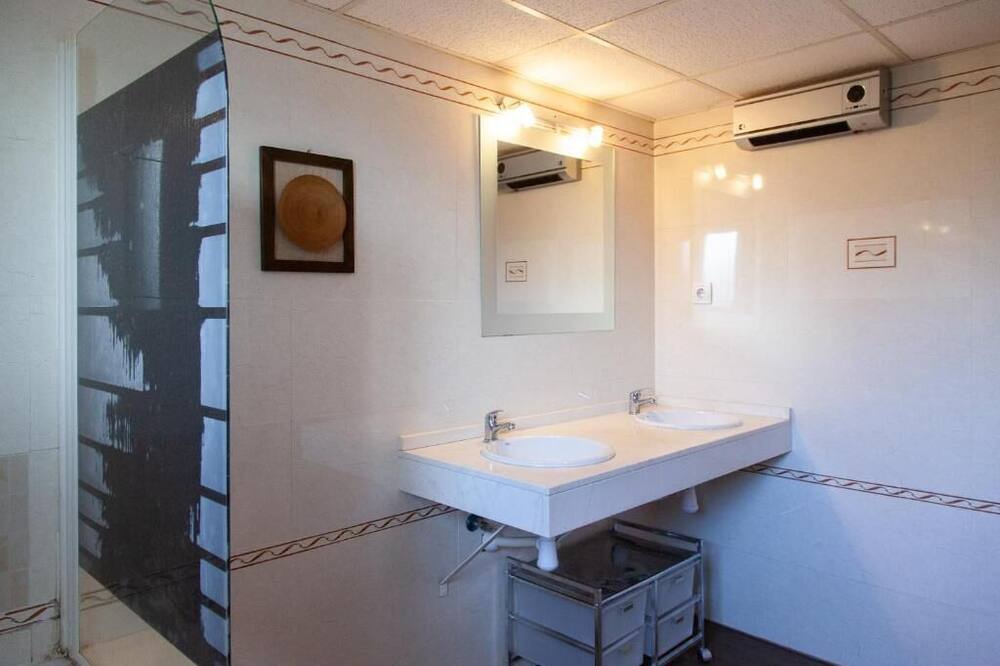 Photo of Bathroom in Riudecanyes