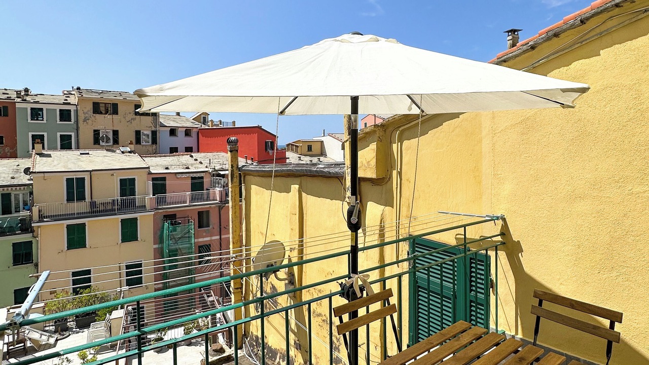 Photo of Others in Vernazza