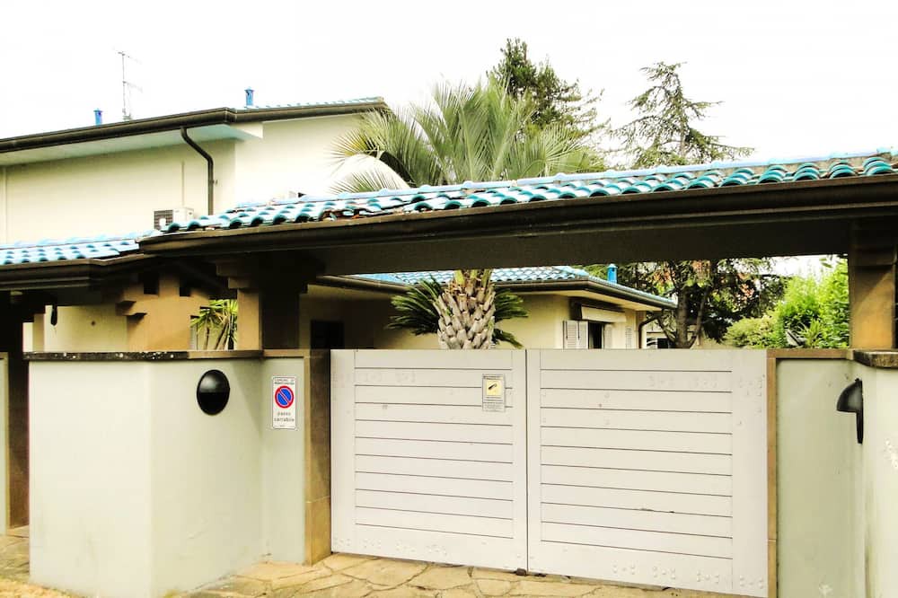 Photo of Outdoor in Cinquale